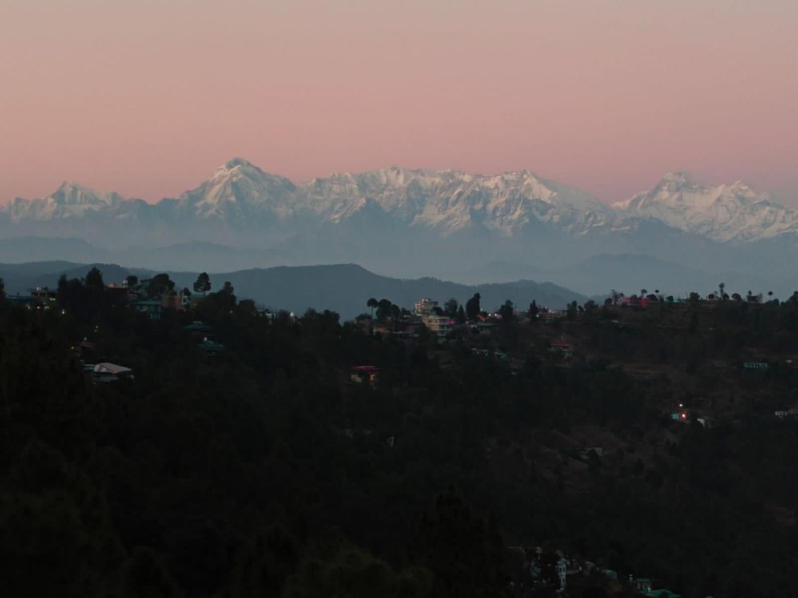 ホテル The Himalayan Heights Satya'S Kasardevi アルモラ エクステリア 写真
